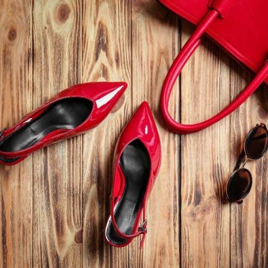 christian-louboutin-wygral-podeszwy-600