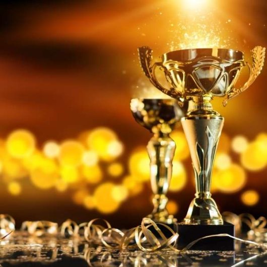 fc-liverpool-vs-znak-towarowy-600