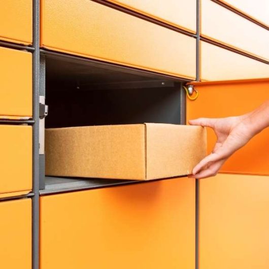 okreslenie-paczkomat-w-mediach-600